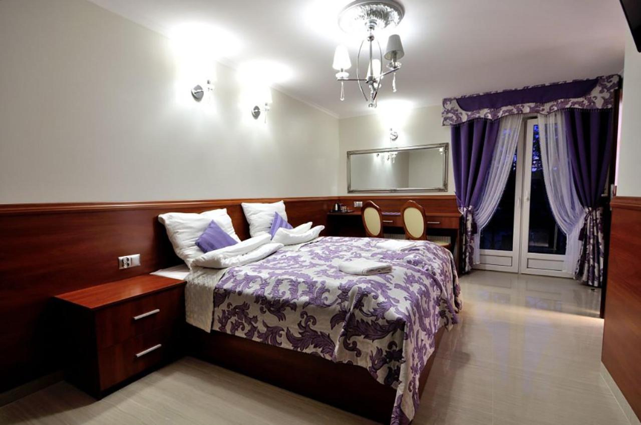 Api IV Zakopane Bed & Breakfast Exterior photo