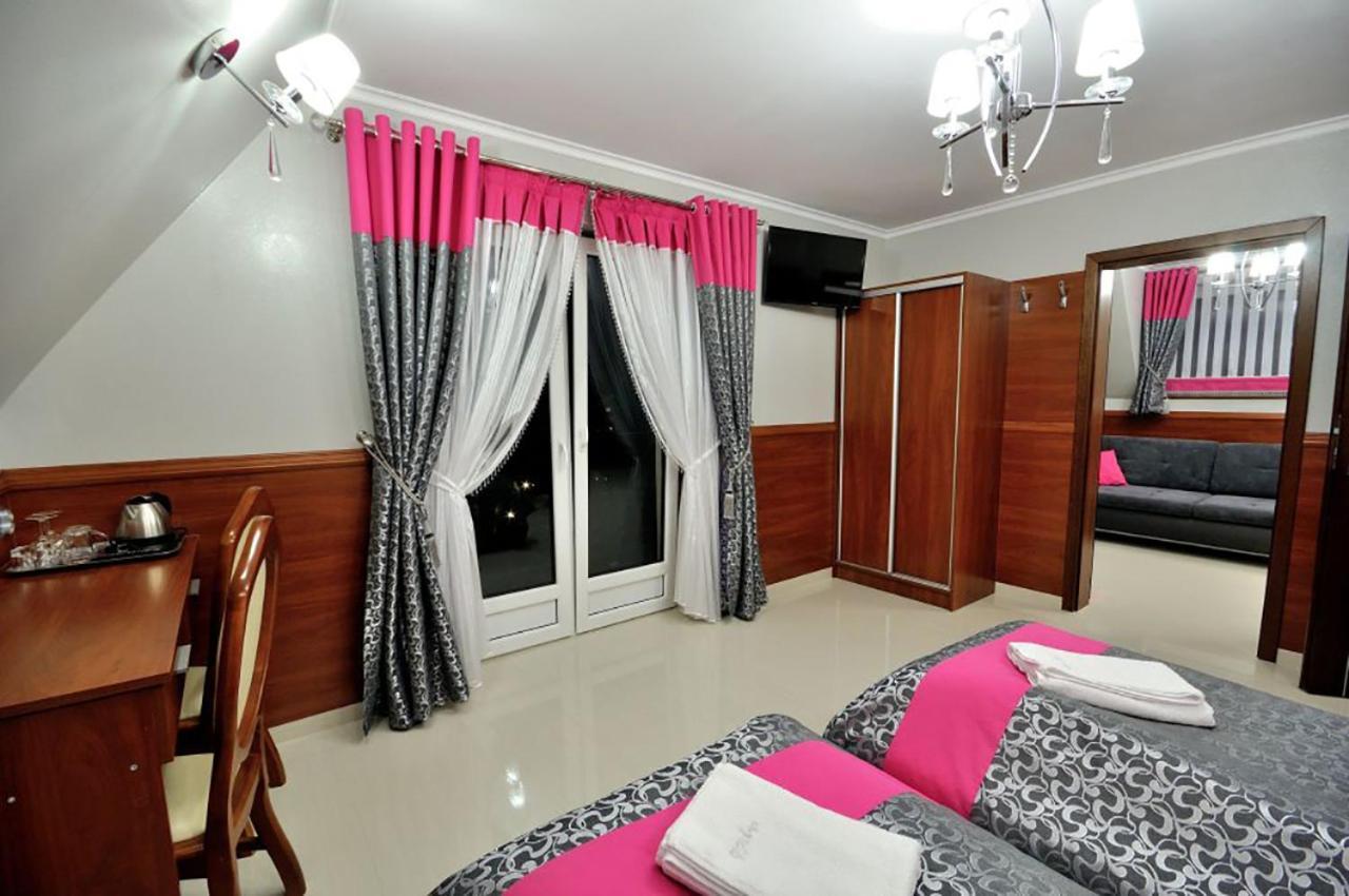 Api IV Zakopane Bed & Breakfast Exterior photo