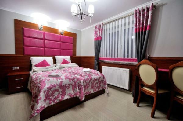 Api IV Zakopane Bed & Breakfast Exterior photo